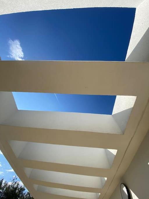 Cap D Contemporaine Pied Dans L Eau Villa Antibes