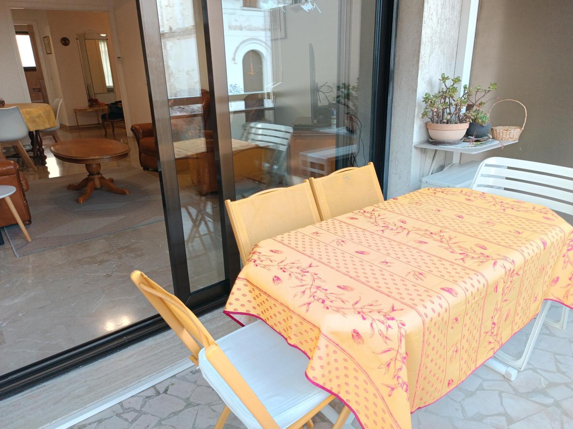 Juan-les-pins Centre Apartamento *