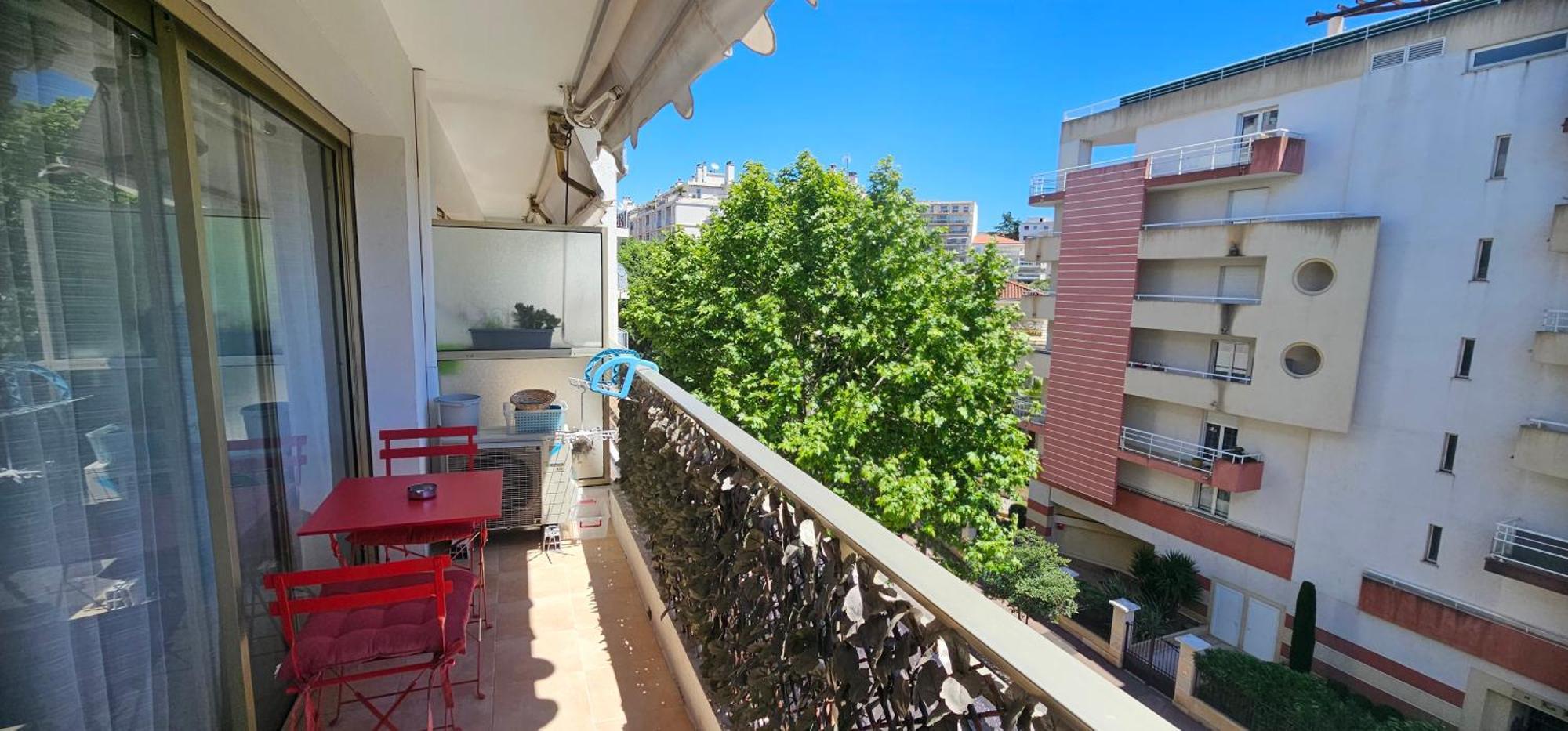 Magnifique Juan Les Pins-plage A Pied Apartment *