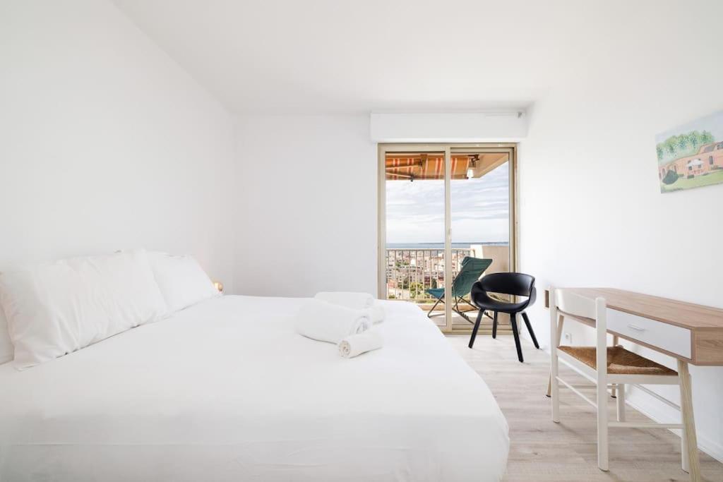 Appartement Elegant 2 Bed With Pool In Juan Les Pins
