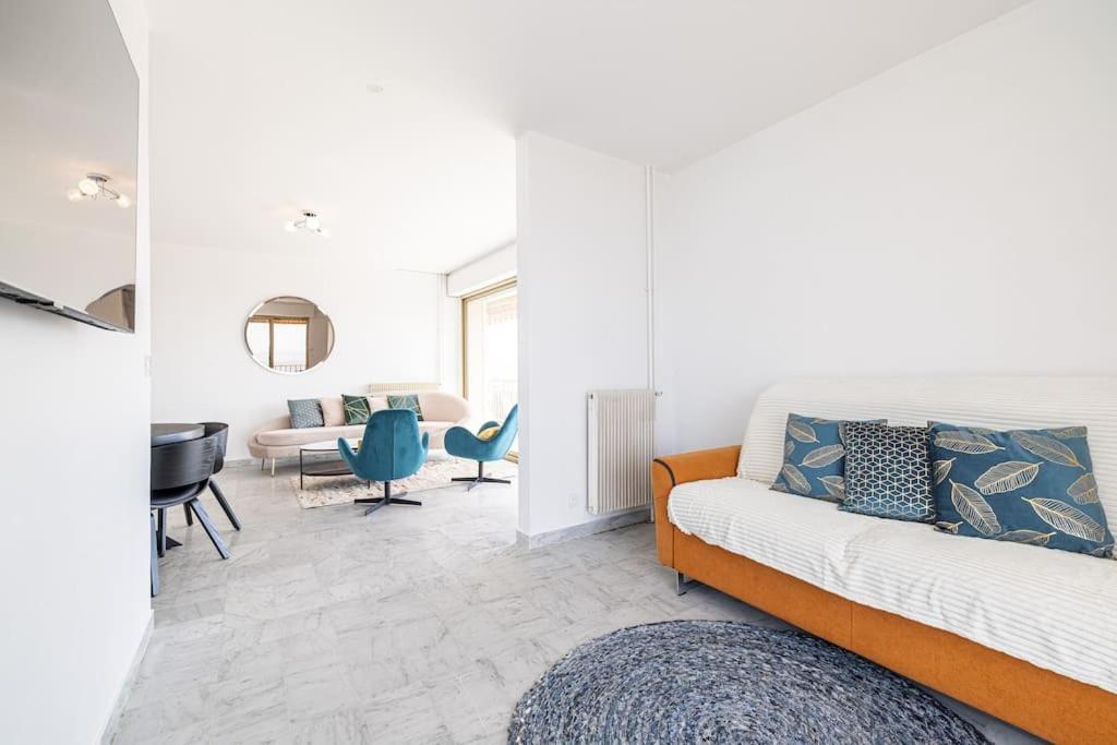 Appartement Elegant 2 Bed With Pool In Juan Les Pins Antibes
