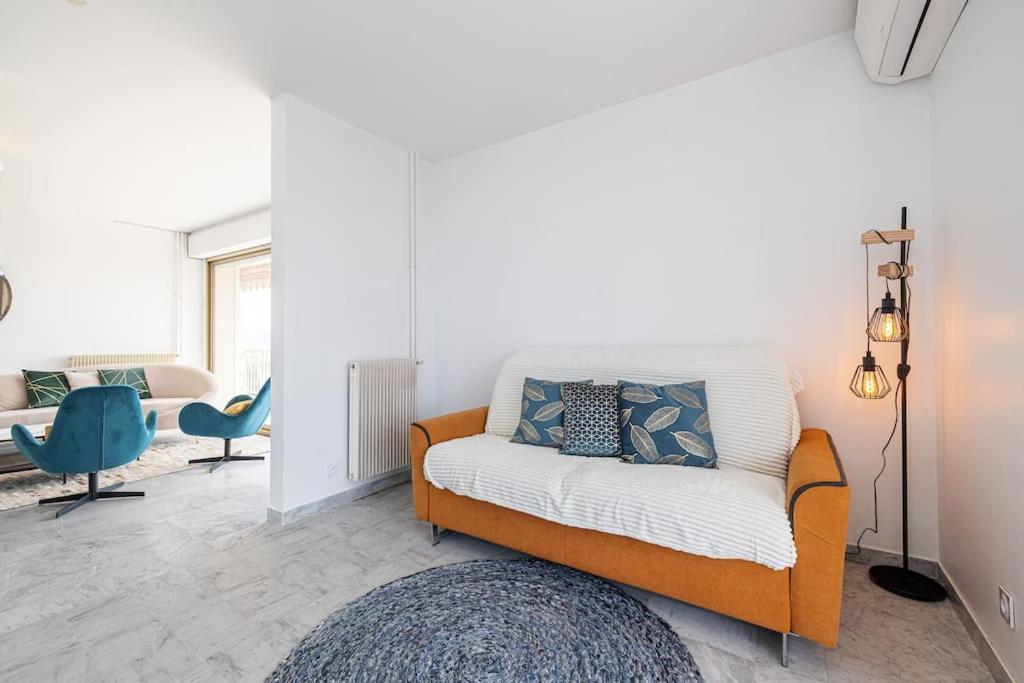Appartement Elegant 2 Bed With Pool In Juan Les Pins Antibes