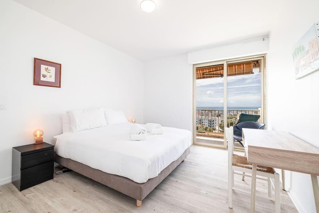 Elegant 2 Bed With Pool In Juan Les Pins Appartement Antibes
