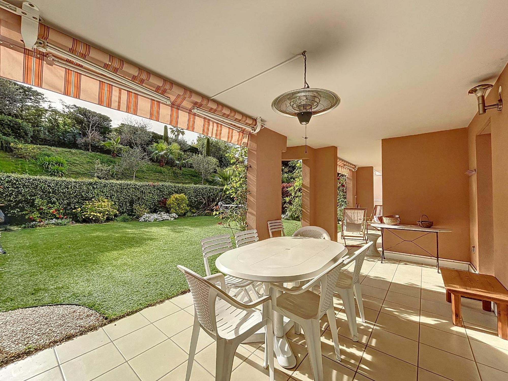 Spacieux 3 Avec Jardin, Centre-ville Antibes, 6 Couchages, Proche Plages Et Commerces - Fr-1-789-1 Apartment *