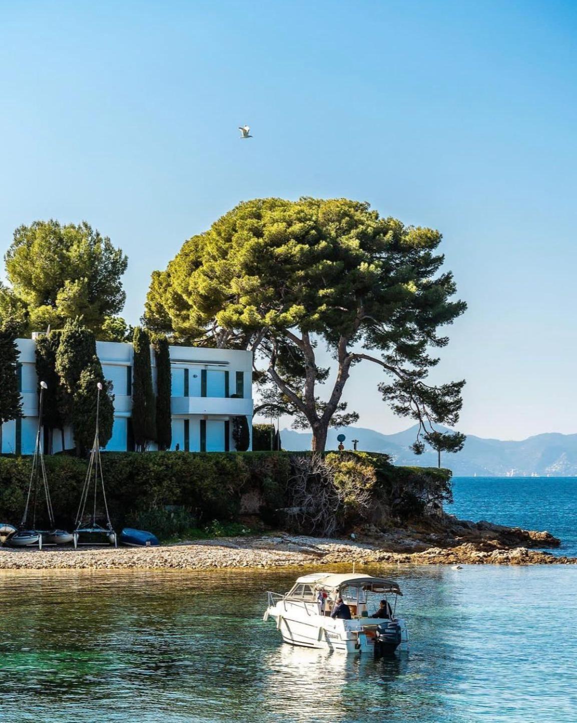 Ravissant T1 Au Bord De L'eau Juan Les Pins *