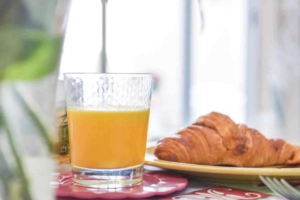 Palm Royal - For 4 With Balcony - 5 Minutes From The Antibes