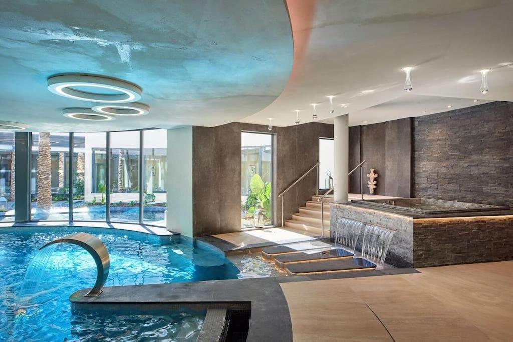 2beds Lux-parc Du Cap
