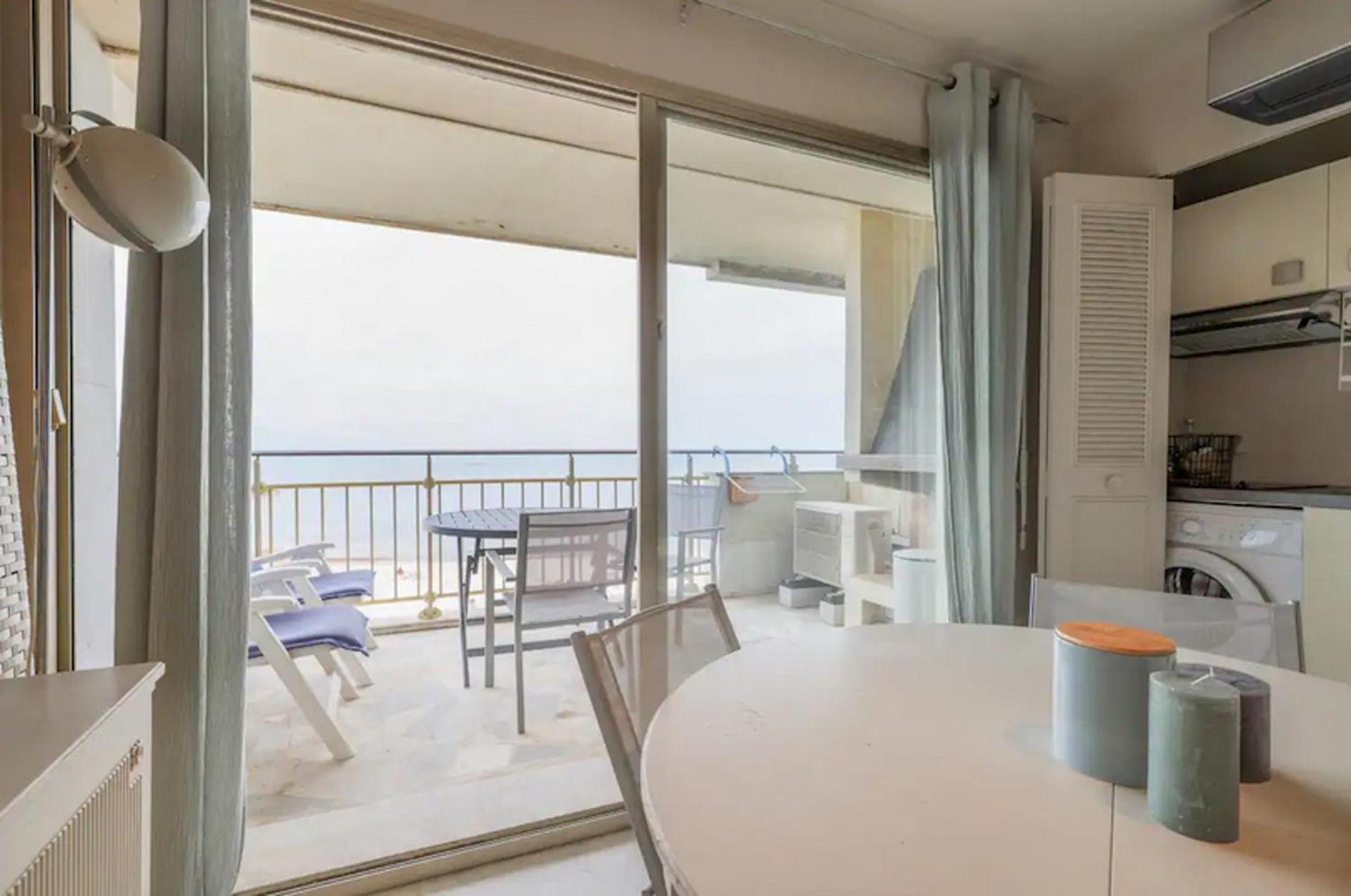 Cap D'antibes Et Terrasse Face A La Apartment *