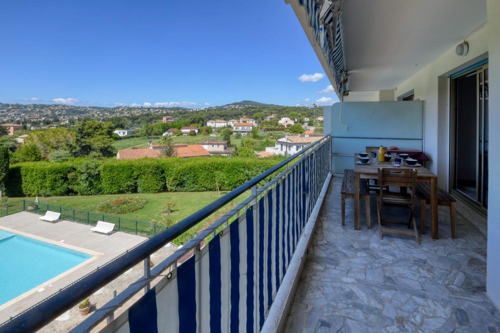 La Roseraie For 6 By Sunset Riviera Holidays Apartment *