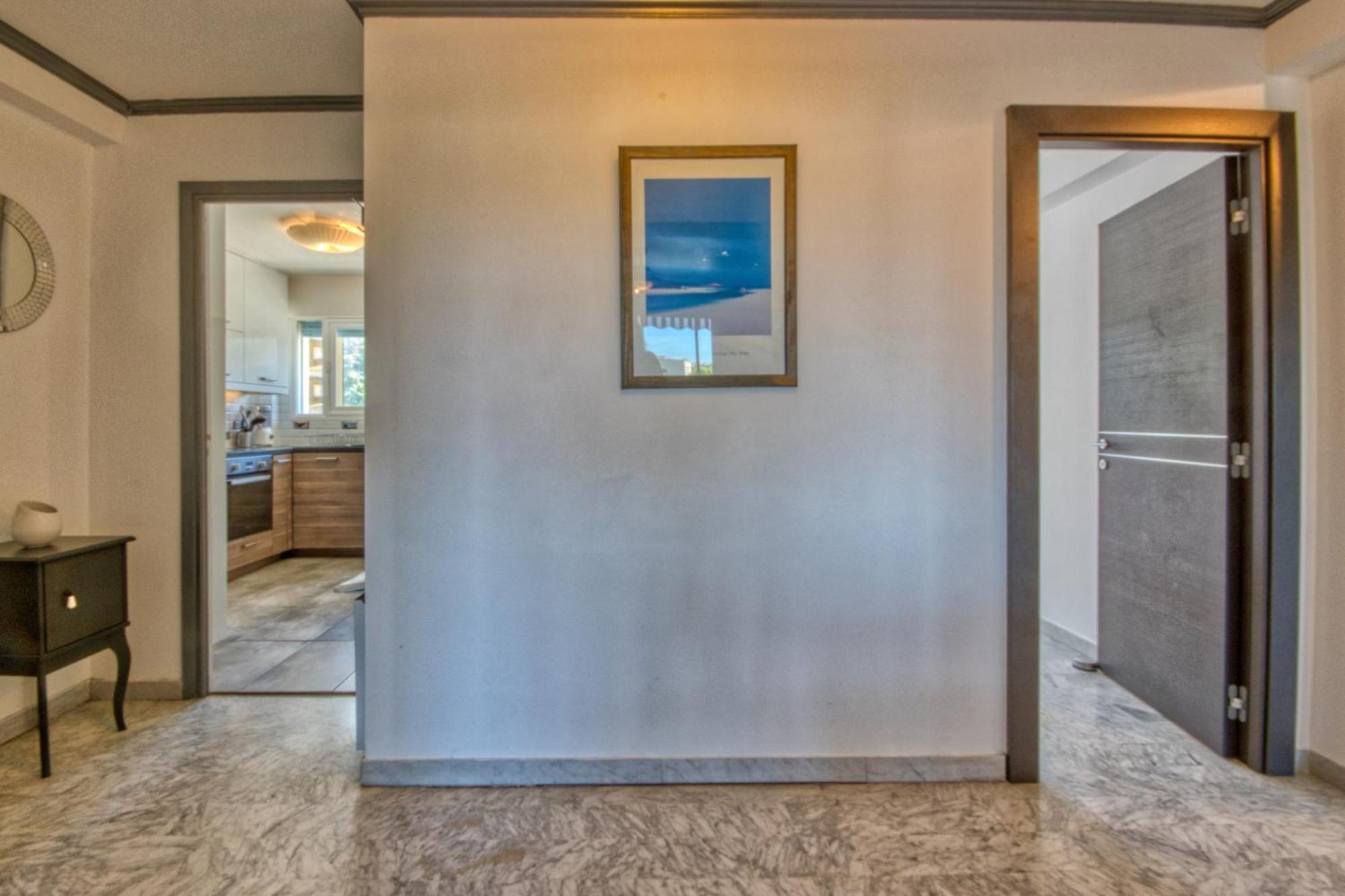 Apartment La Roseraie For 6 By Sunset Riviera Holidays Antibes