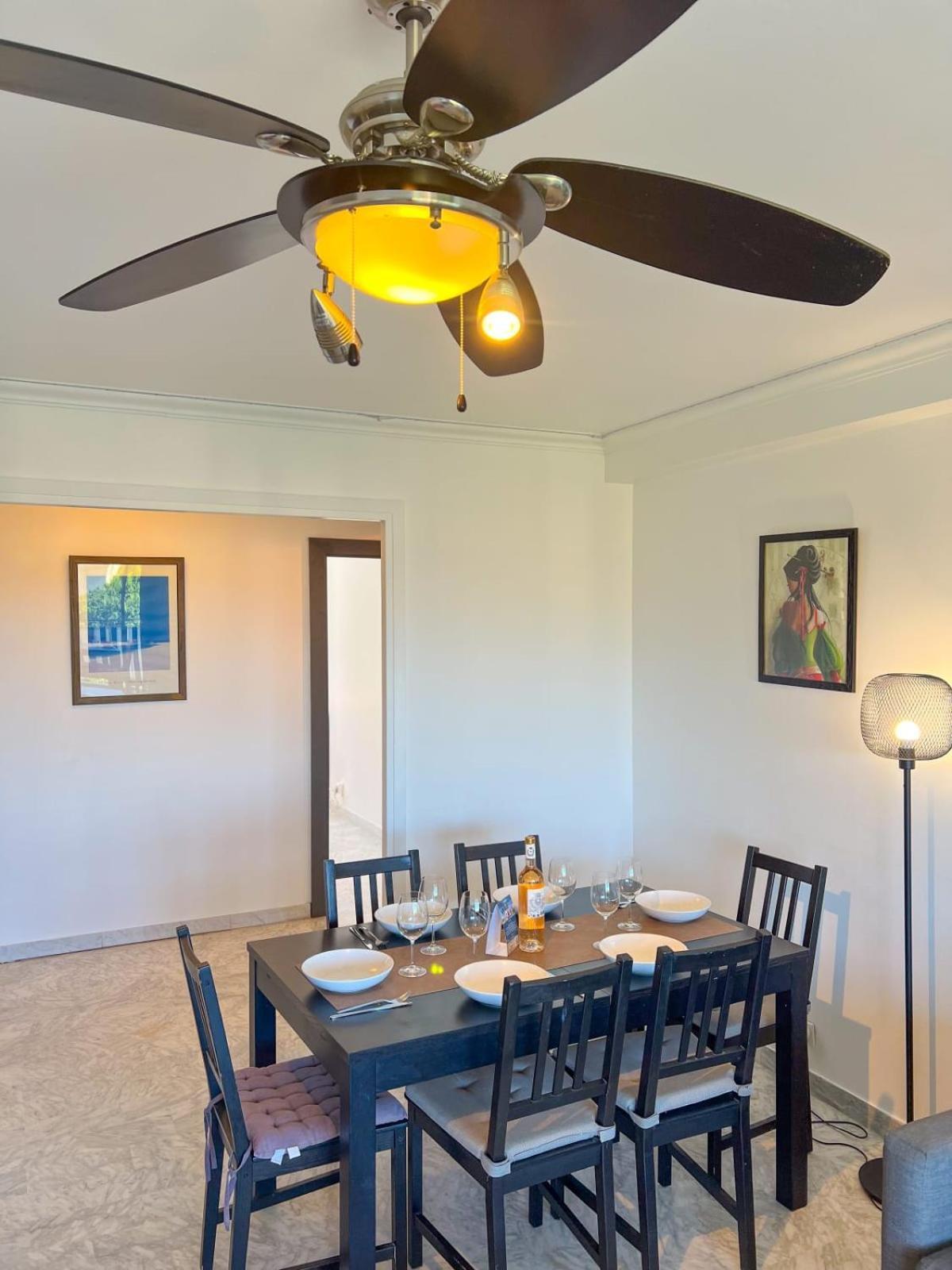 Apartment La Roseraie For 6 By Sunset Riviera Holidays Antibes
