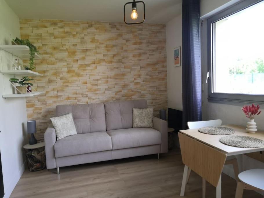 Apartment Les Palmiers: Apt 2 Prs, Piscine, Parking *