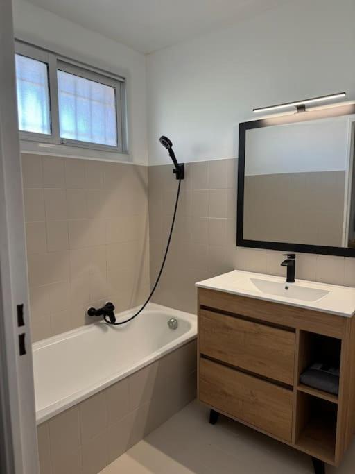 Grand 2 Pieces Pied Dans L Eau Juan Les Pins Apartamento