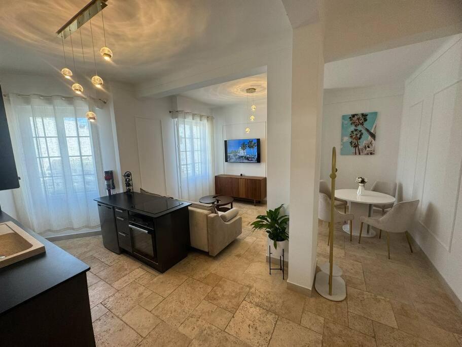 T3 Grand Standing A Juan Les Pins Appartement