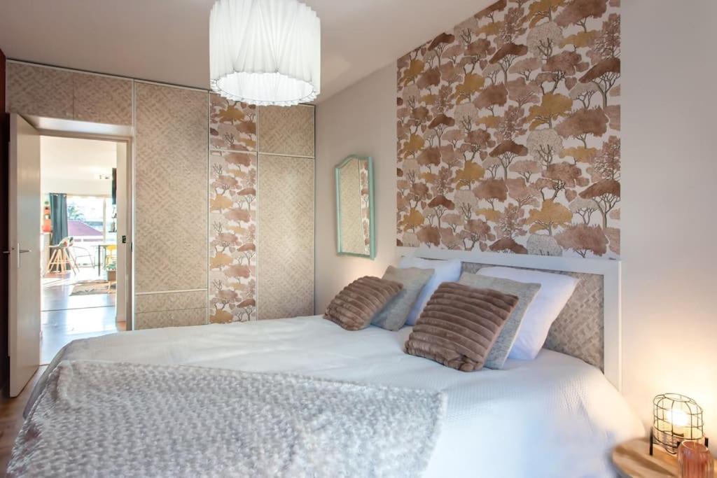 A10 - 1 Bdr Heart Of Juan Les Pins 5 Min Sea - Ac & Balconies *