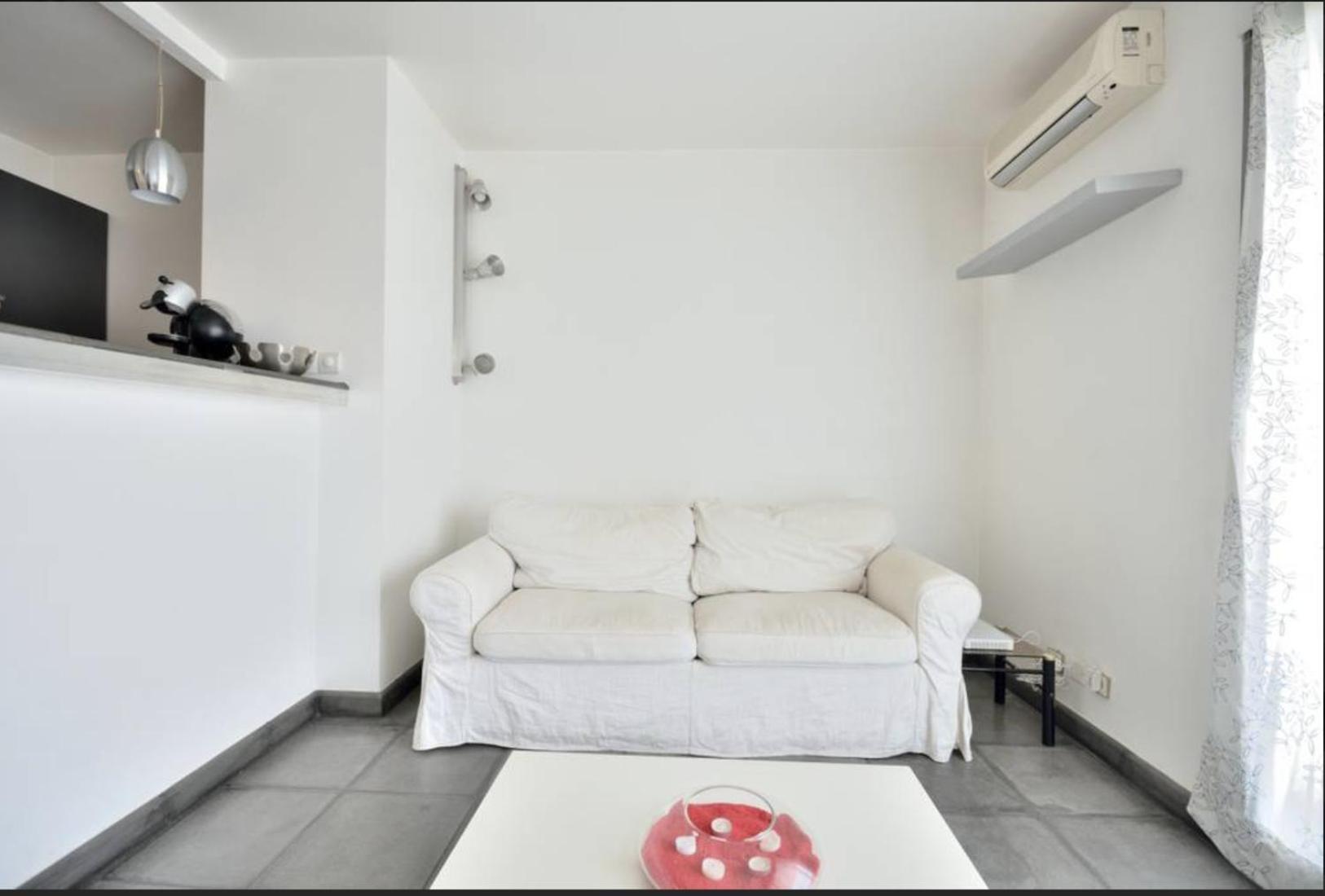 Apartment Sweet *