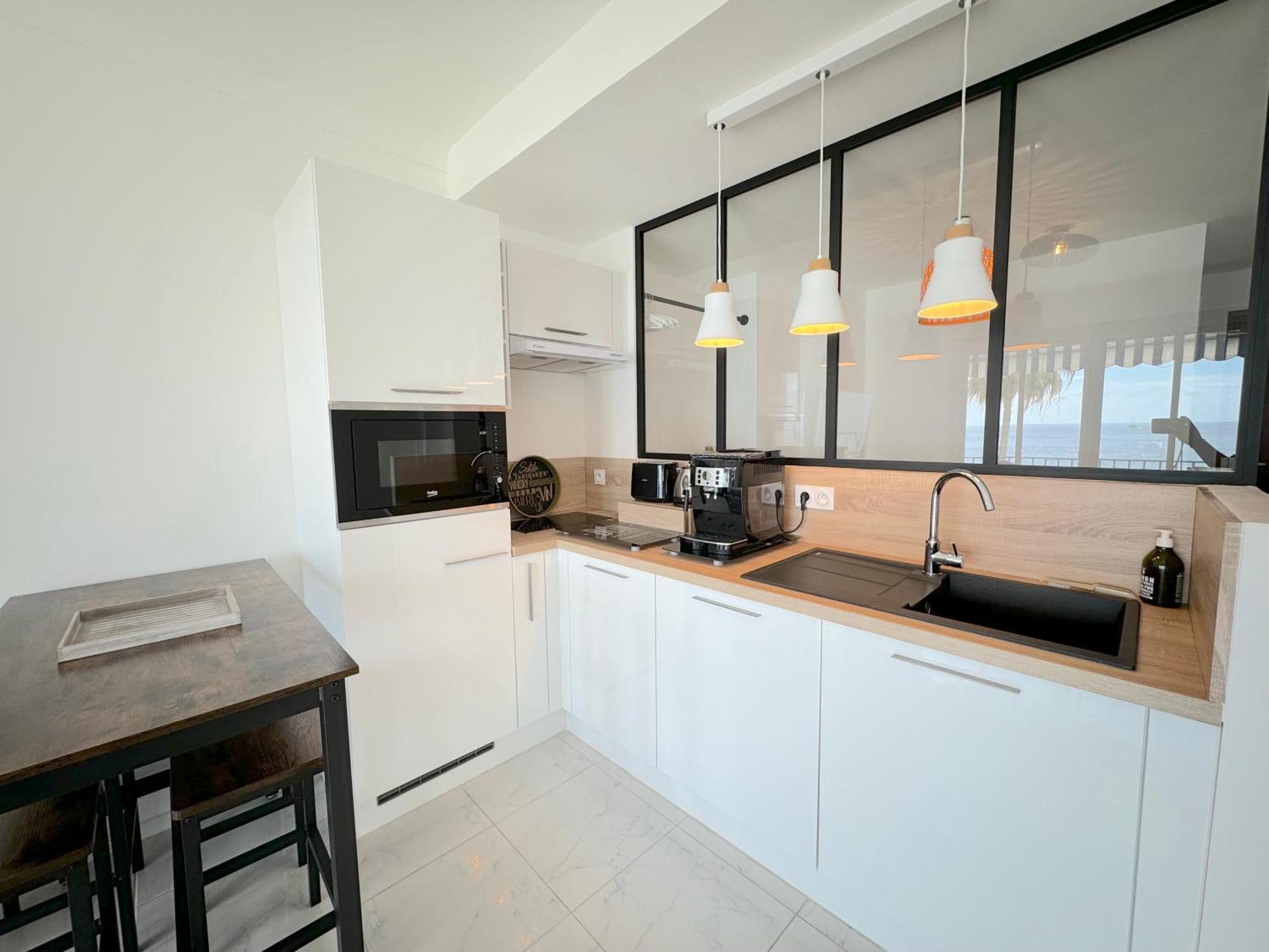 Ravissant T1 Au Bord De L'eau Juan Les Pins Apartamento
