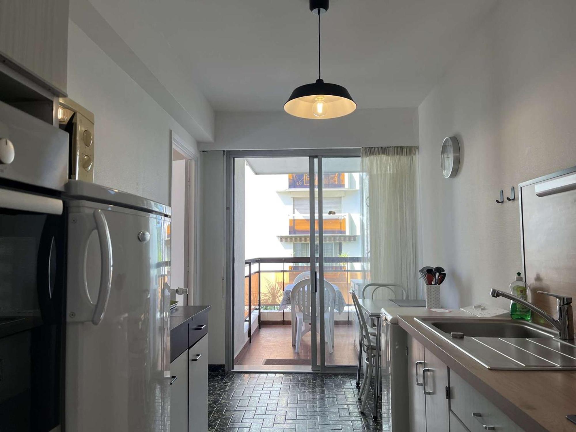 2p Avec Terrasses, Parking Prive, A 100m Des Plages - Juan-les-pins - Fr-1-252-196 * Antibes