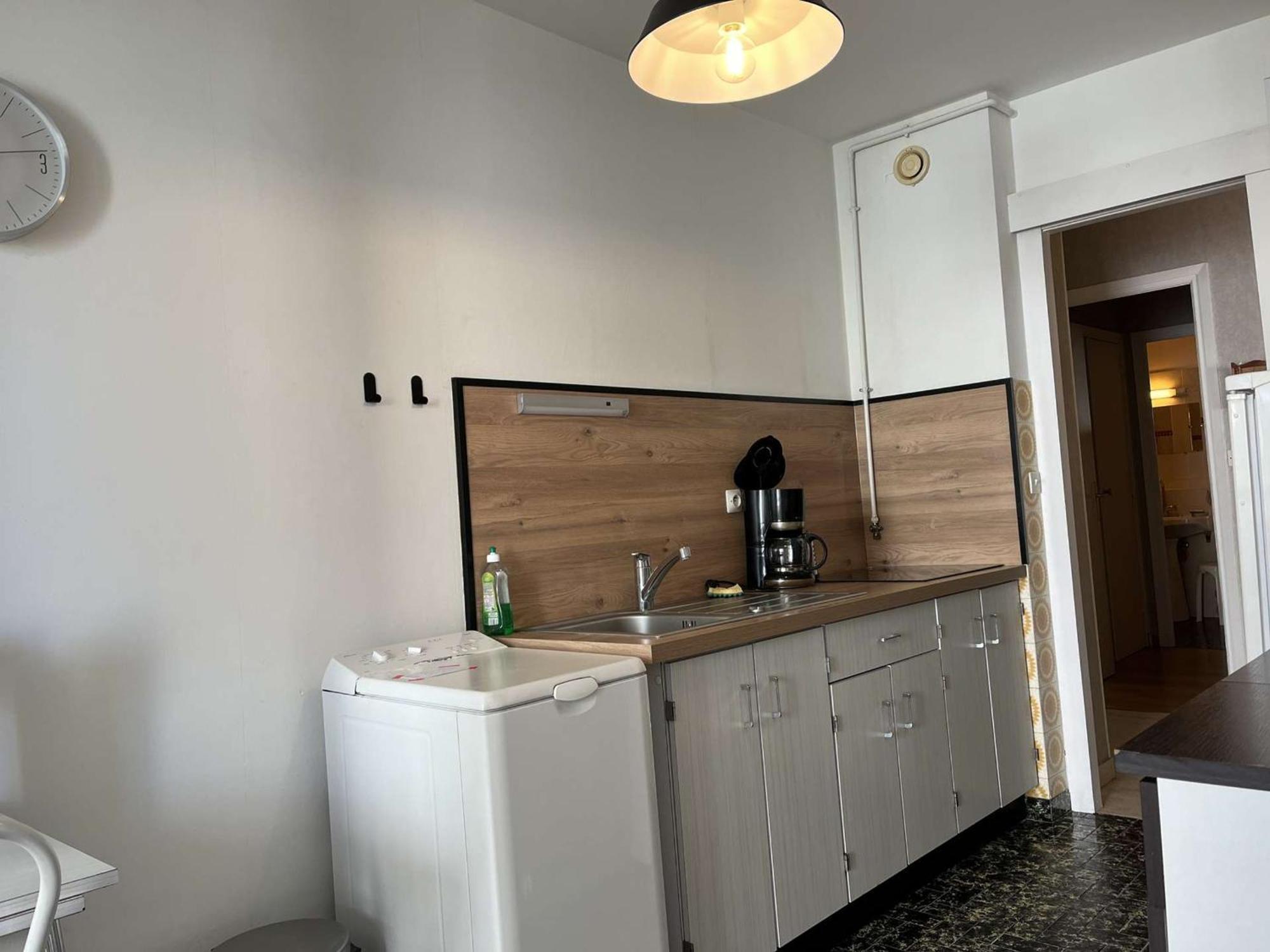 2p Avec Terrasses, Parking Prive, A 100m Des Plages - Juan-les-pins - Fr-1-252-196 Apartment