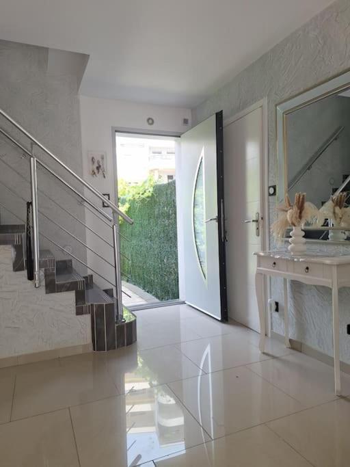 Villa Belle Maison 3 3min Des Plages De Juan Les Pins 8personnes