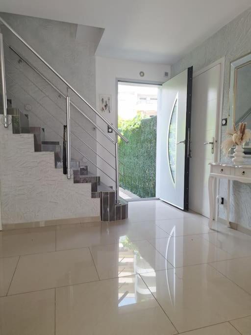 Belle Maison 3 3min Des Plages De Juan Les Pins 8personnes *