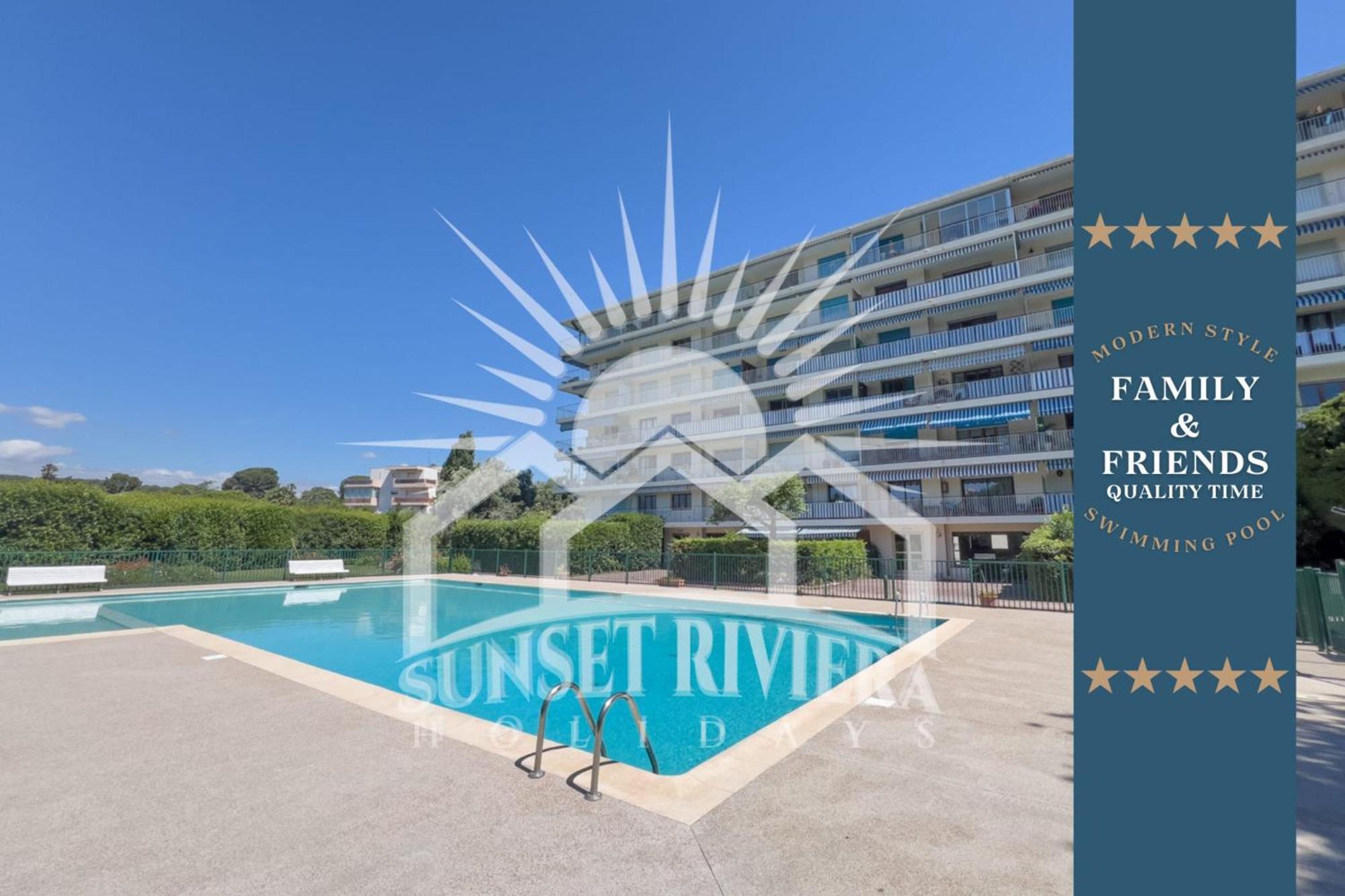 La Roseraie For 6 By Sunset Riviera Holidays * Antibes