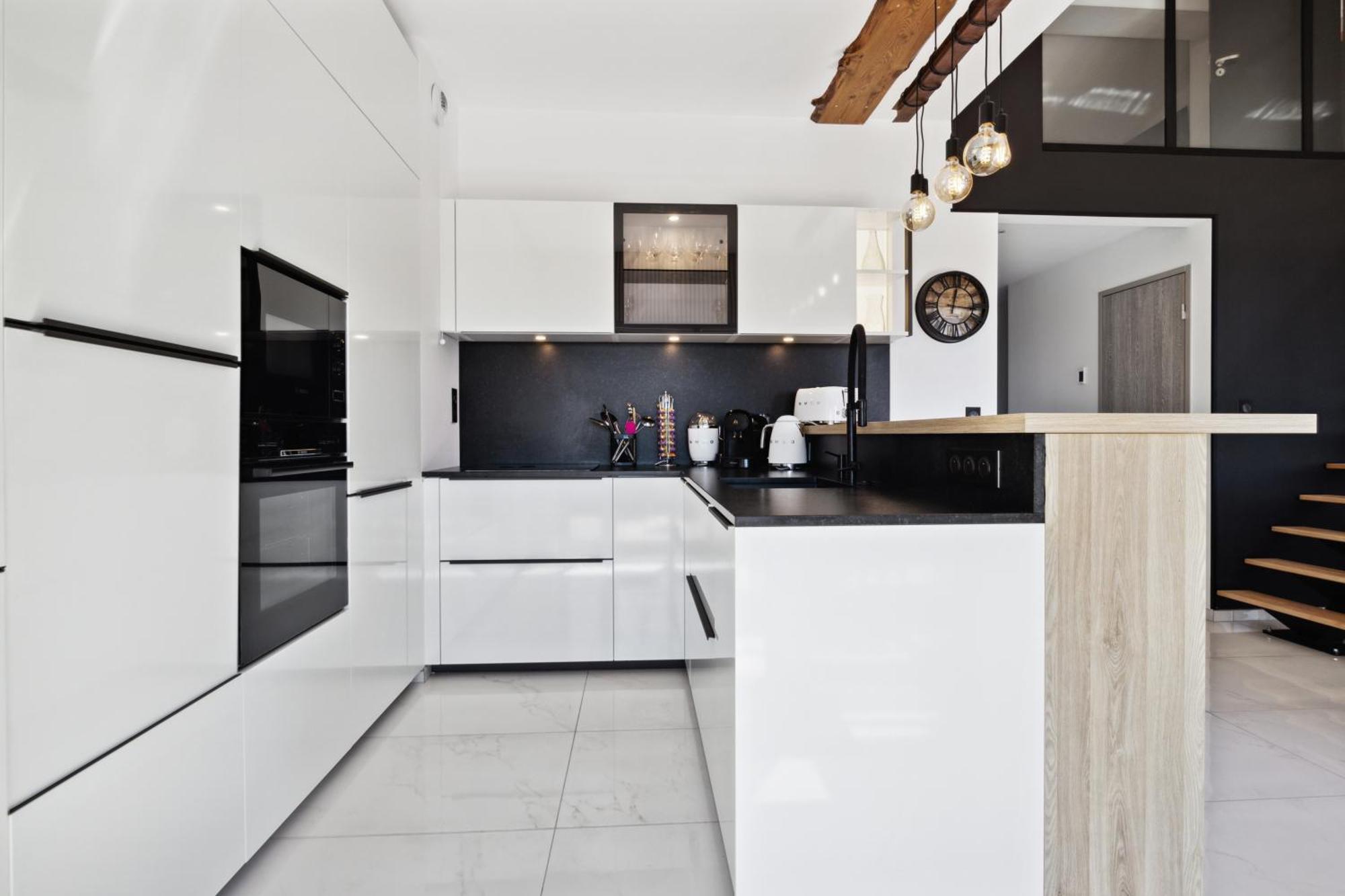 Apartment Duplex Les Pins 89m2 Et Terrasse 30m2 Antibes