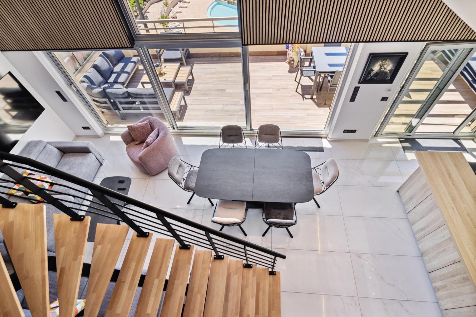 Duplex Les Pins 89m2 Et Terrasse 30m2