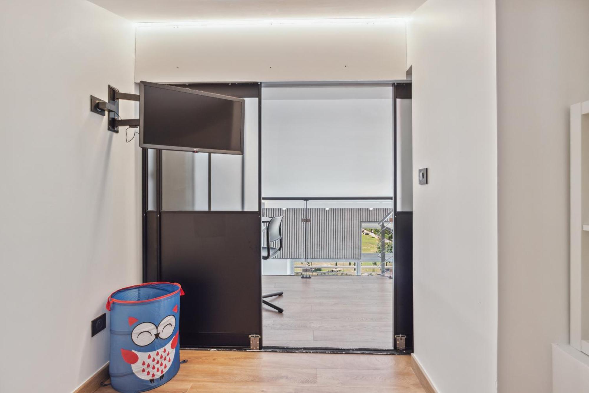 Duplex Les Pins 89m2 Et Terrasse 30m2