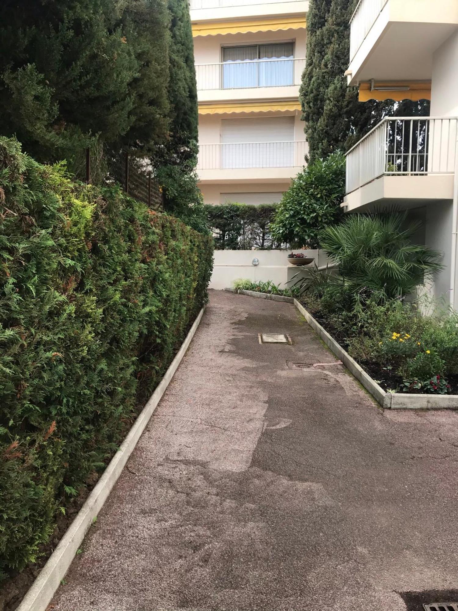 Bel Cap D Avec Terrasses Et Jardins Antibes