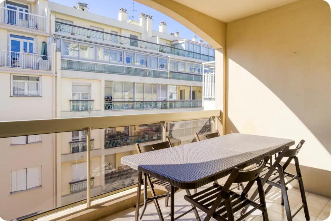Spacieux 3 Pieces A 200m Des Plages