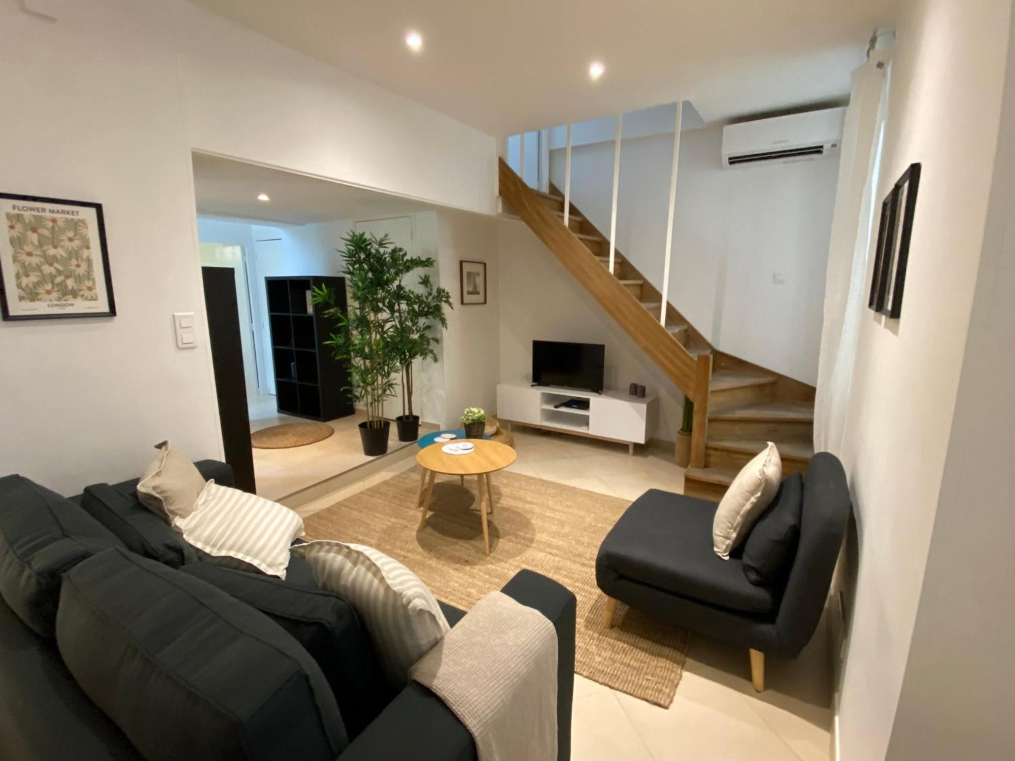 Le Guillaumont - Amazing 2-bedroom In The Old Town -stayinantibes * Antibes