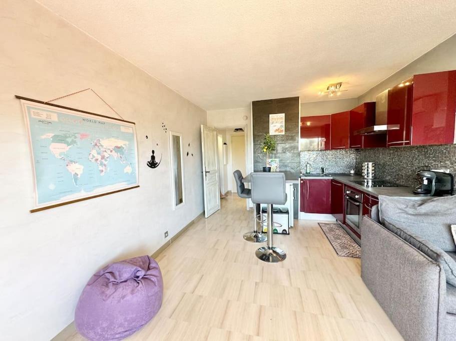 T2 Juan Les Pins A 300 M Des Plages Appartement Antibes
