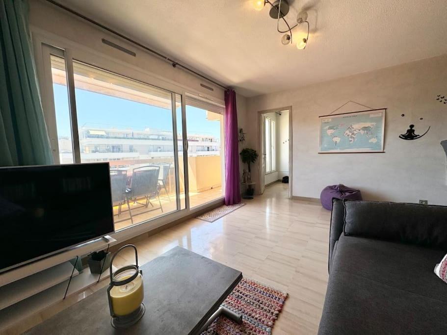 T2 Juan Les Pins A 300 M Des Plages Appartement *