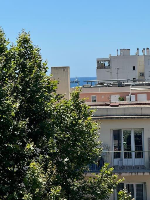 T2 Juan Les Pins A 300 M Des Plages Appartement