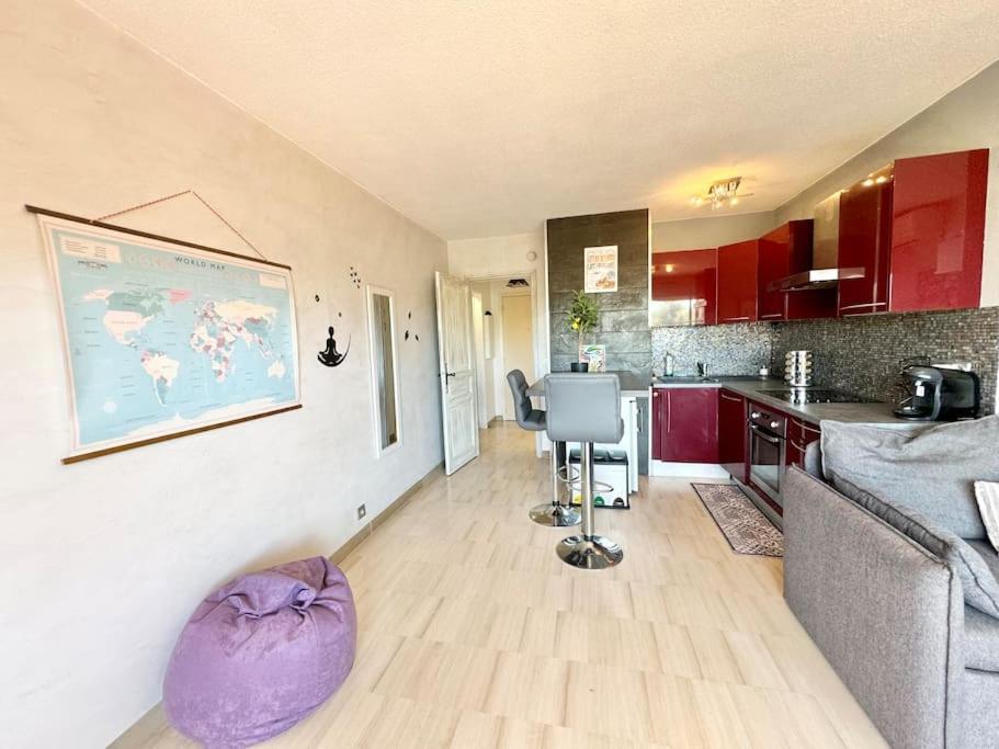 Appartement T2 Juan Les Pins A 300 M Des Plages *