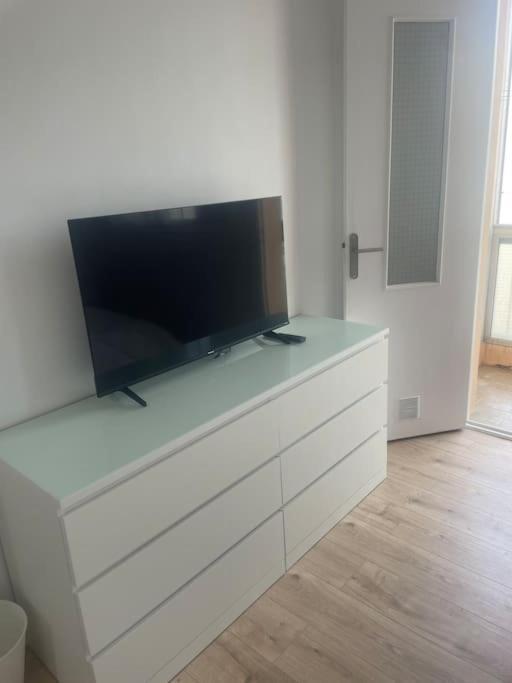 Juan F3 100 M Des Plages