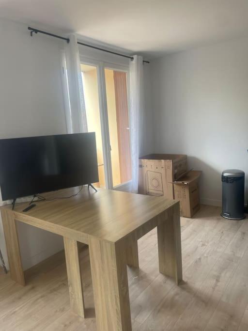 Juan F3 100 M Des Plages Appartement