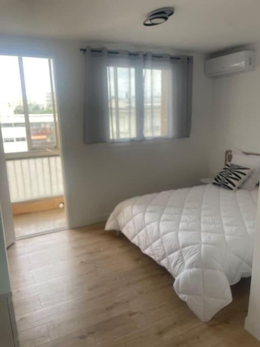 Juan F3 100 M Des Plages Appartement