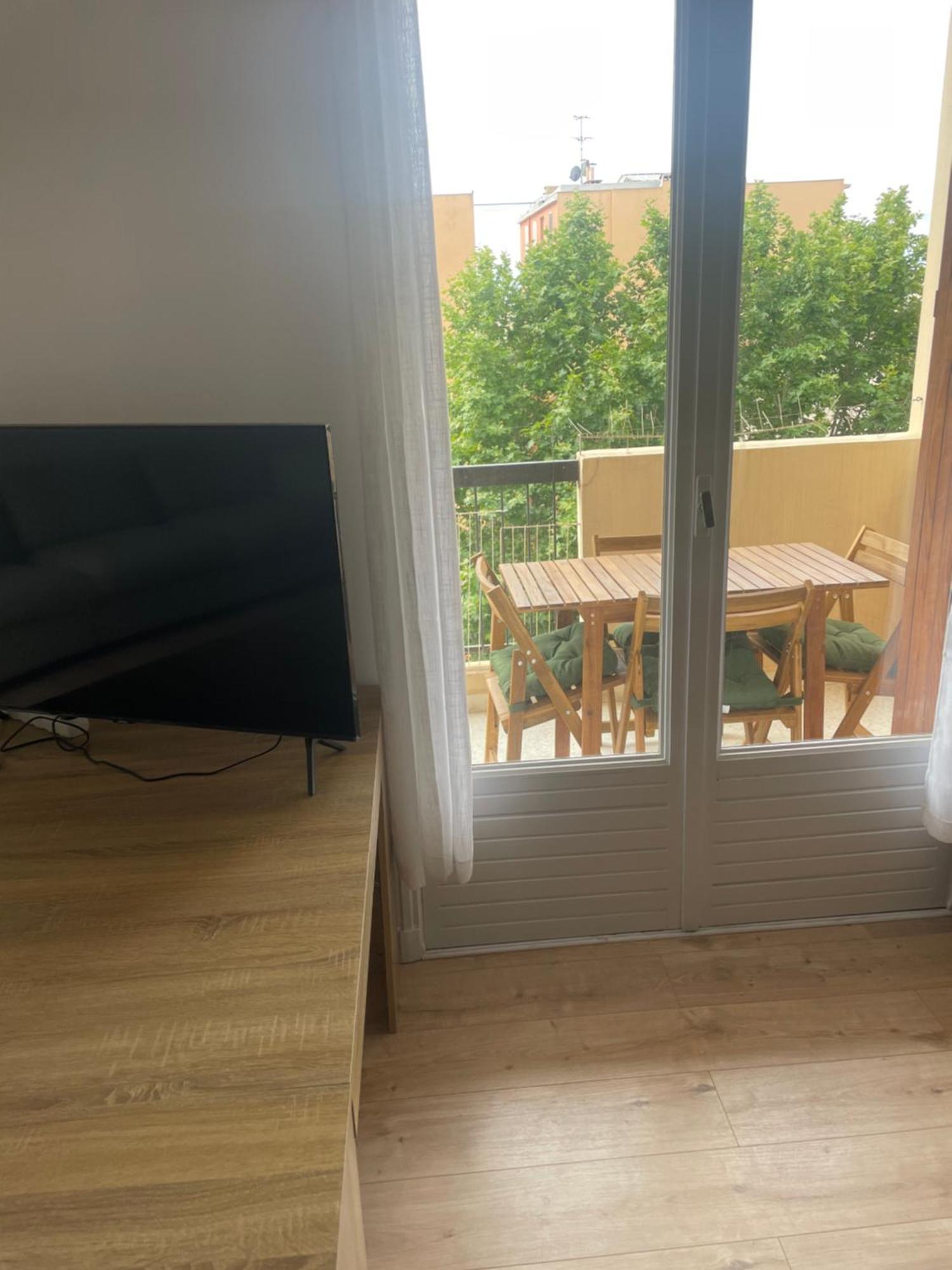 Juan F3 100 M Des Plages Appartement *
