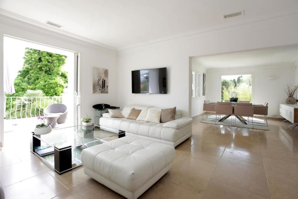 Capleouna-manou Villa *