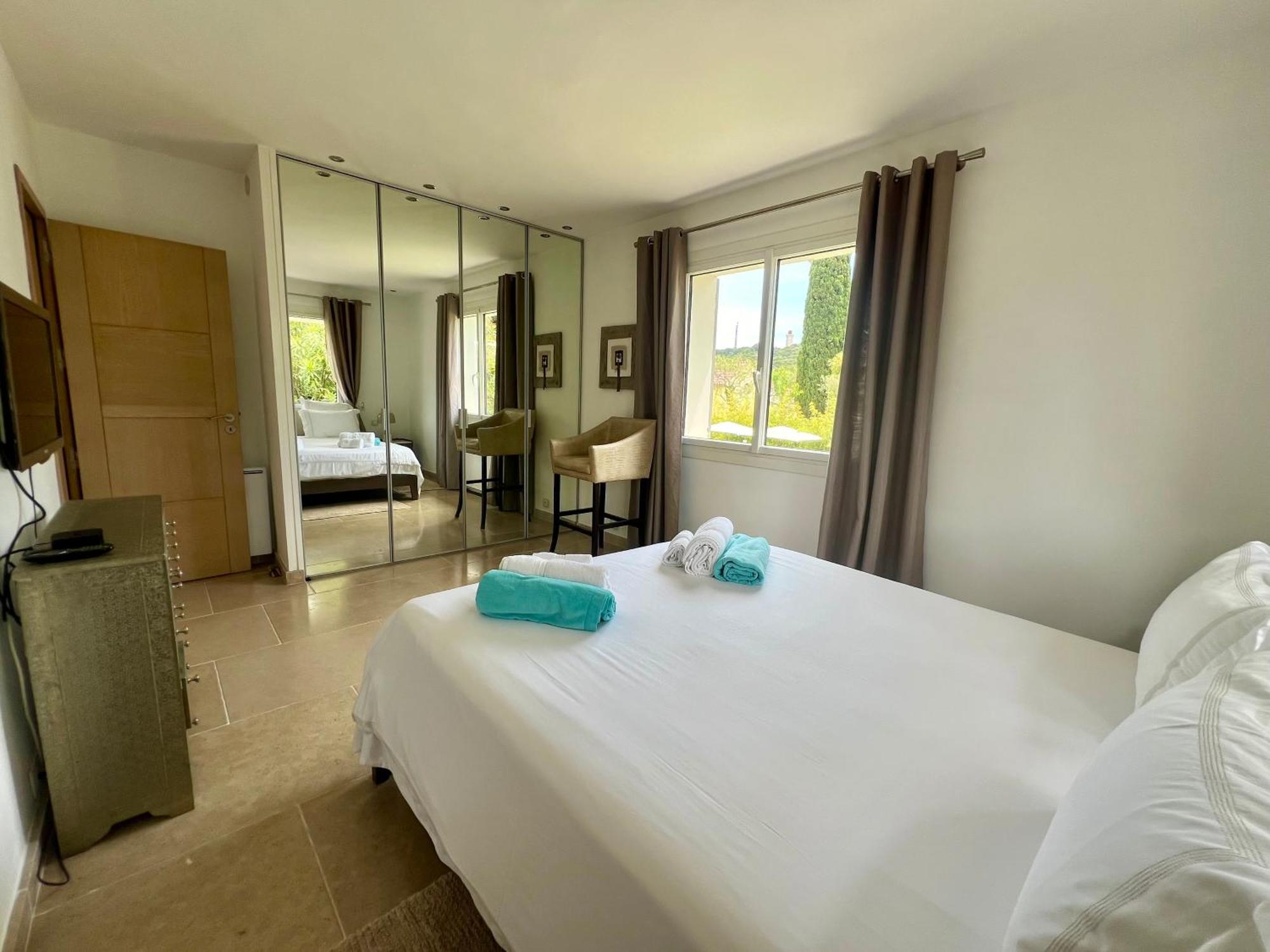 Villa Capleouna-manou *