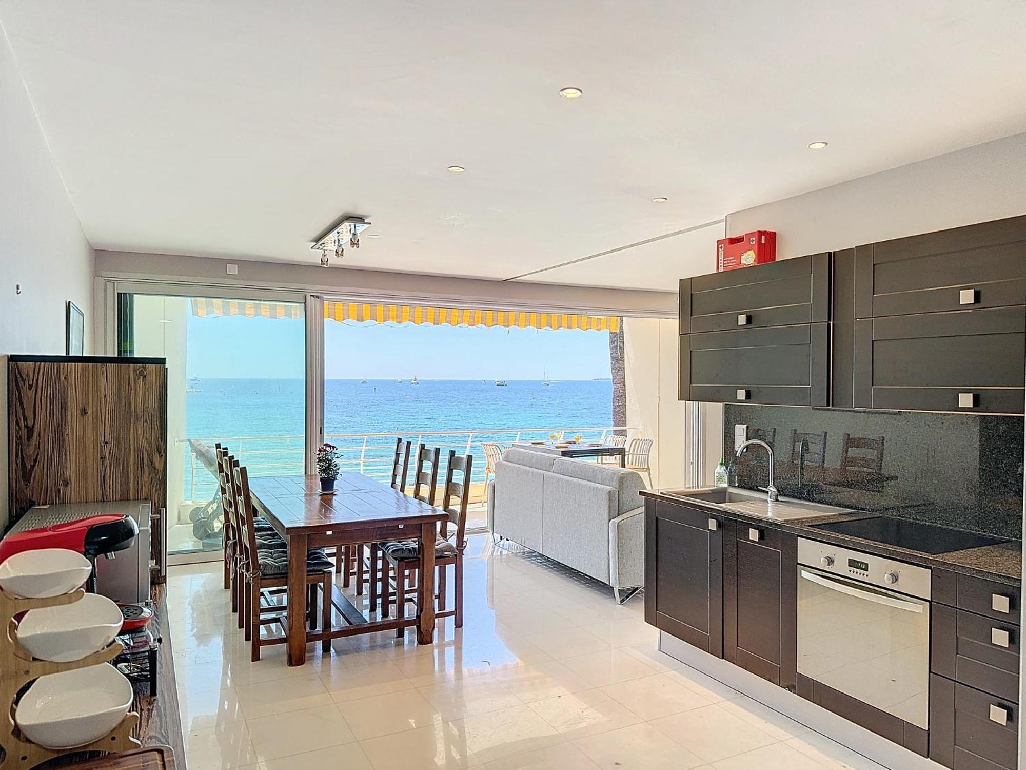 Apartment Belle Vue Sur A Juan Les Pins
