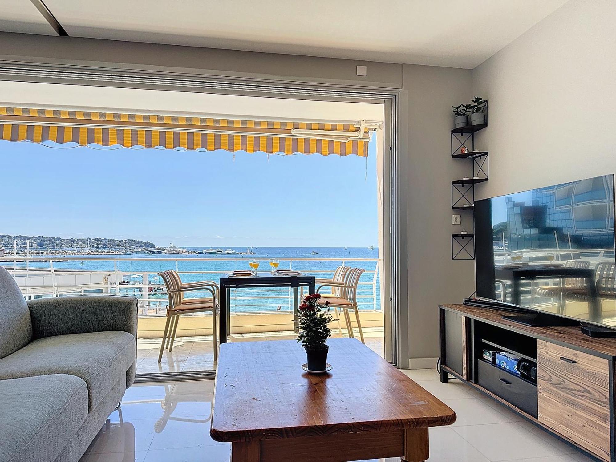 Apartment Belle Vue Sur A Juan Les Pins