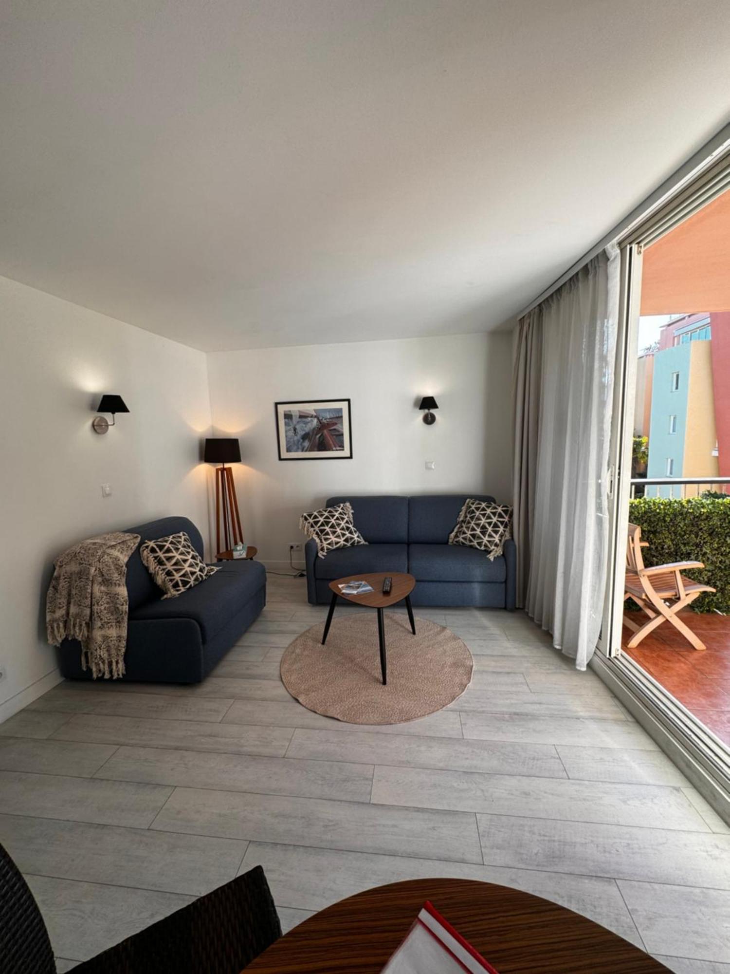 Antibes Port - Terrasse - Parking - Piscine *