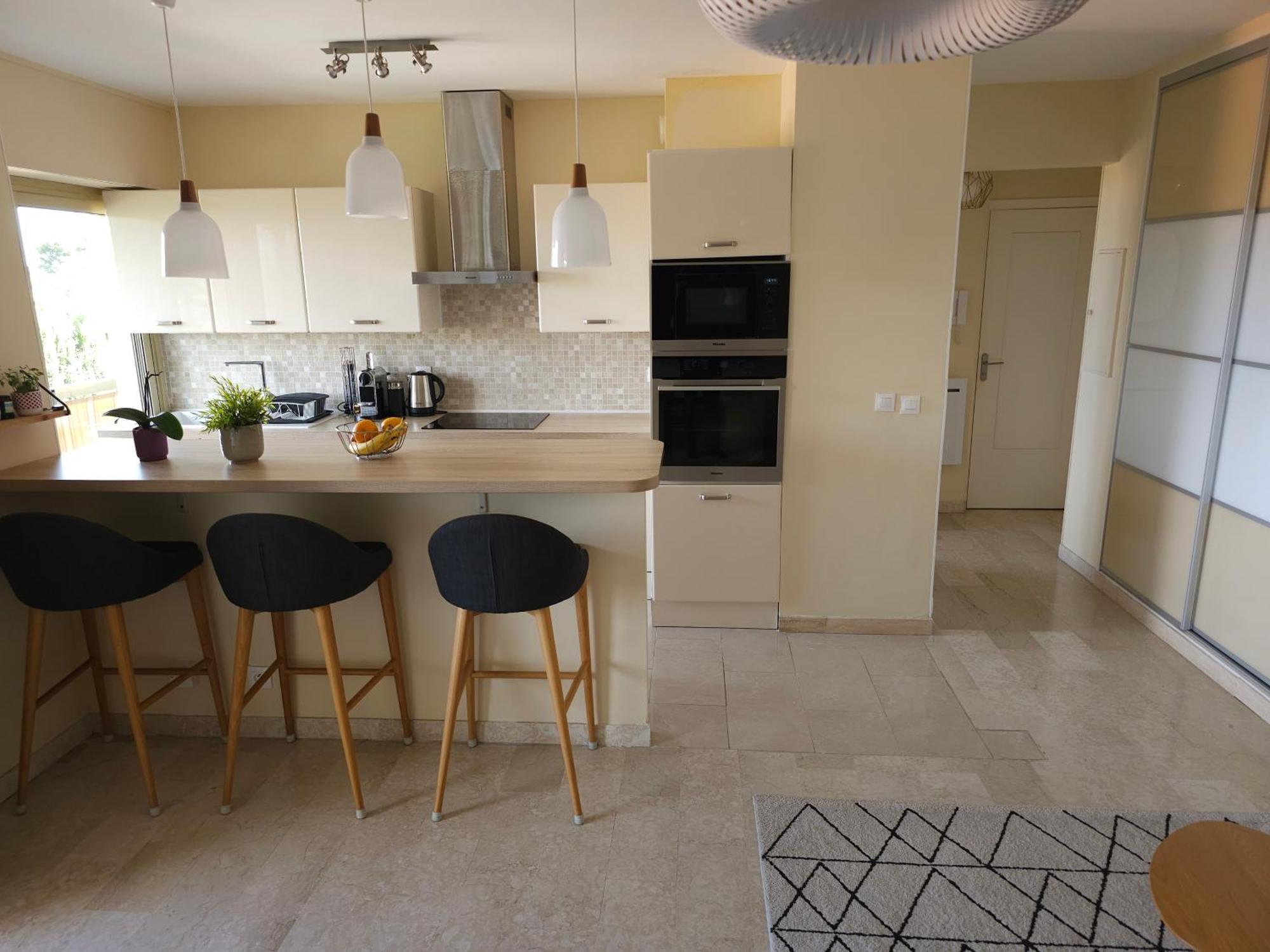 Apartment Maryland Standing 45m2 Au Calme Proche Et Centre-ville - Parking Prive - Wifi Antibes