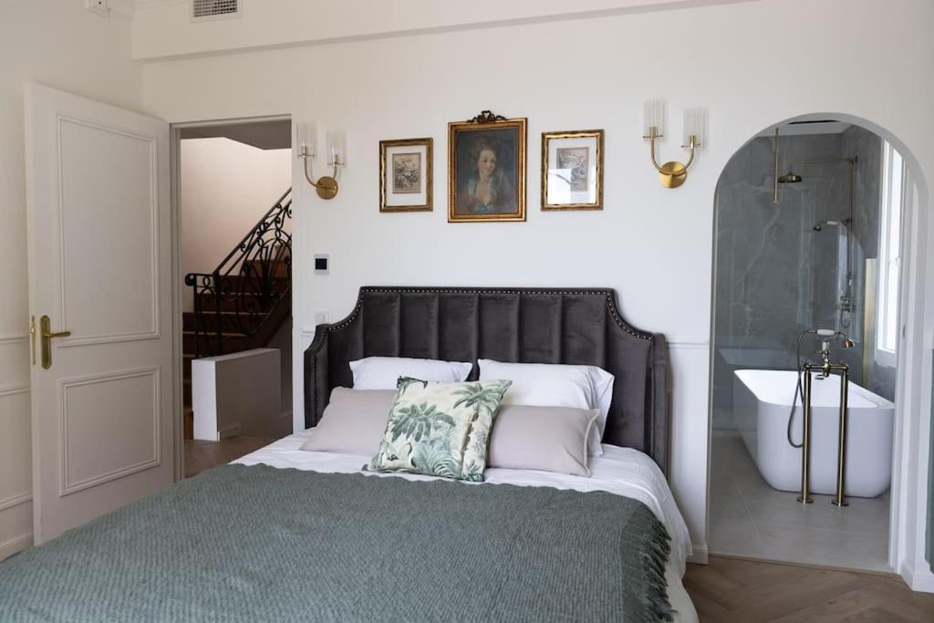 Villa Front Cap D'antibes *