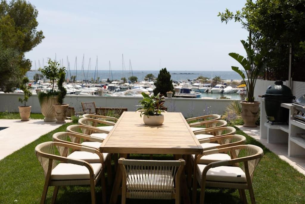 Front Cap D'antibes *