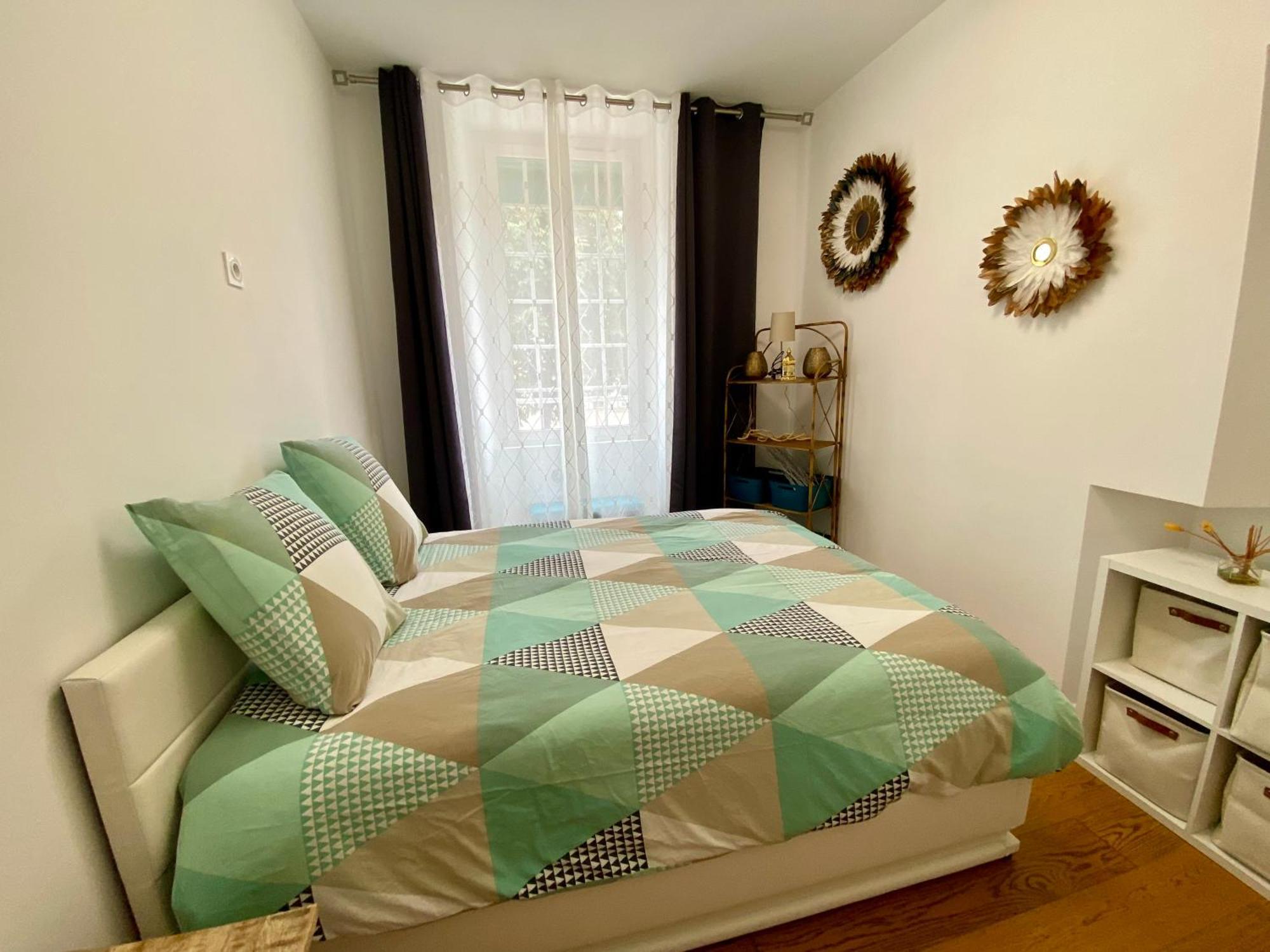 2- Cosy One Bedroom 2-4p, Located Place Nationale