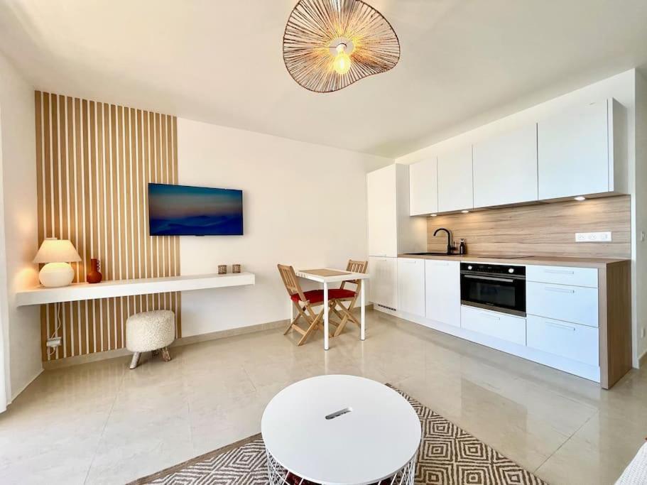 Magnifique T2 - Vue - Parking - Juan-les-pins Appartement Antibes